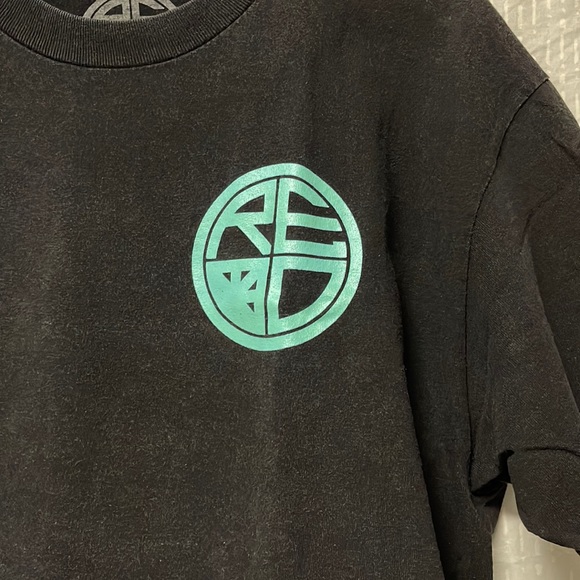 Red Label t-shirt - Picture 2 of 5